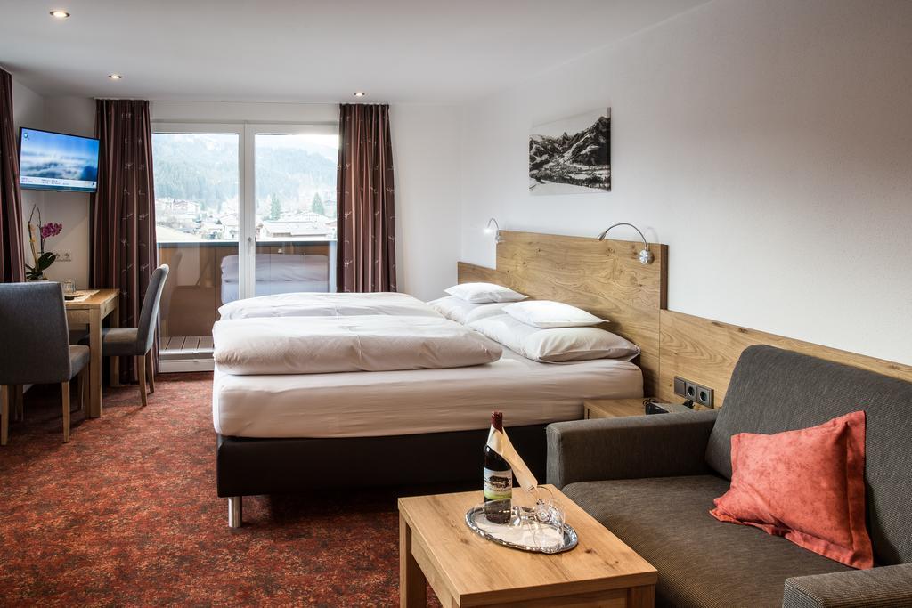 Fruehstueckspension Tannenhof Kirchberg in Tirol Dış mekan fotoğraf